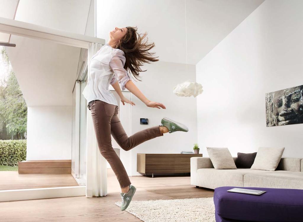 ABB-free@home Inteligentní elektroinstalace Jednoduchá instalace a uvedení do