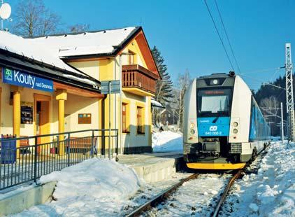 4 000 3 000 2 000 1 000 0 2009* 2010 2011 2012 2013 2014 2015 2016 Počet přepravených cestujících za den na trati Lysá nad Labem Milovice, zdroj: České dráhy Z města se stalo satelitní bydliště pro