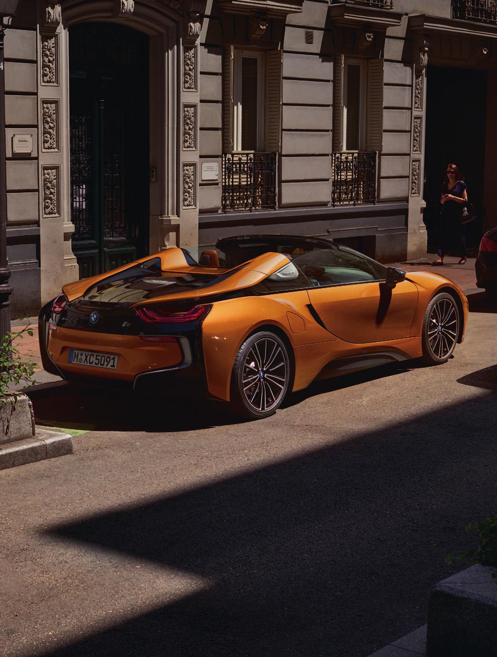 Radost z jízdy BMW i8 ROADSTER. BORN ELECTRIC.