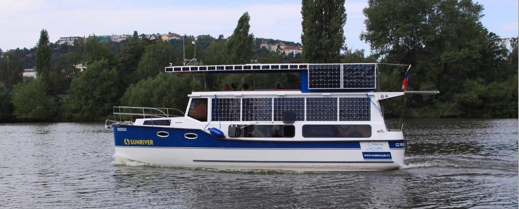 SunRiver czech full solar boat 56článků 200Ah LiFeYPO4 Range 120 km 2