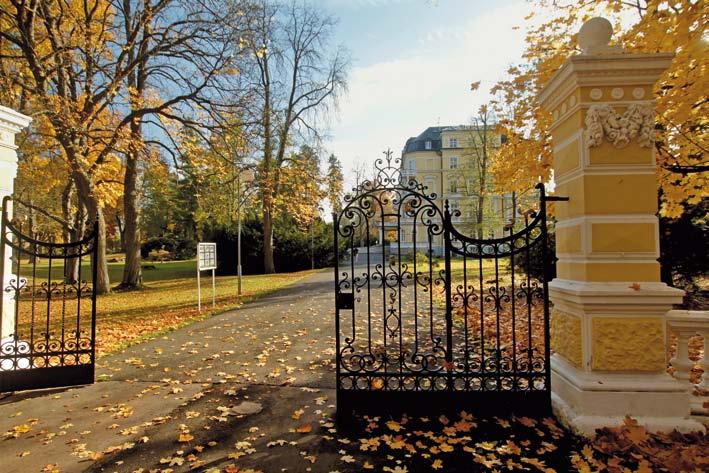 Dětské kolo/koloběžka pro dítě *hosta lázeňských hotelů: 150 Kč celý den, 100 Kč/6 hod., pro dítě člena VIP Clubu Františkovy Lázně: 120 Kč celý den, 80 Kč/6 hod.