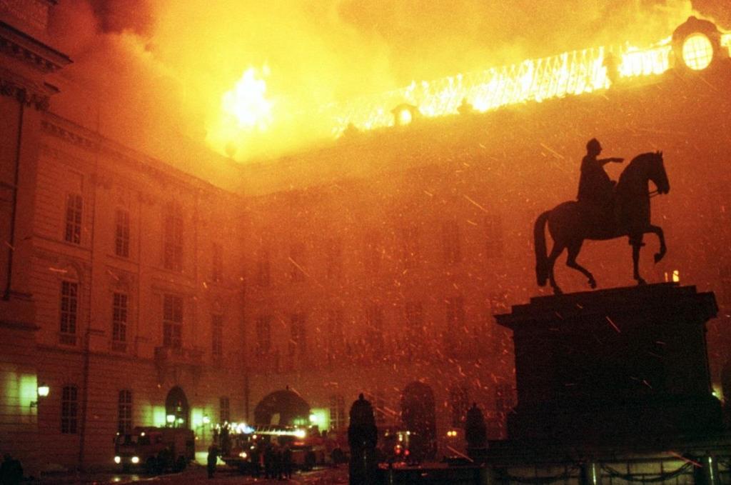 Vznik požáru od elektrické instalace Požár zámku Hofburg