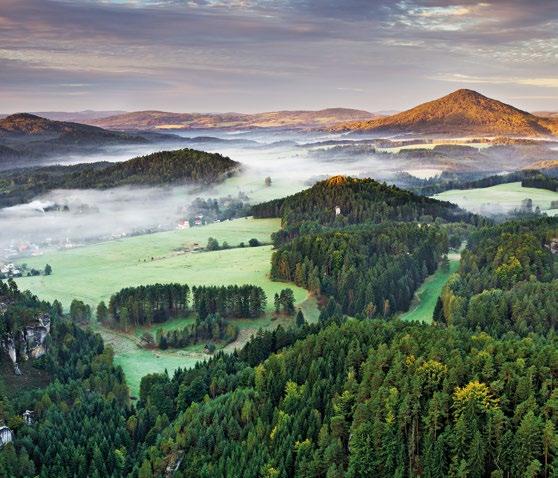 10. Jetřichovice Pohovka Rudolfův kámen Vilemínina stěna Mariina skála Jetřichovice Trasa: Jetřichovice - ( )Pohovka - Rudolfův kámen - Vilemínina stěna Mariina skála - Jetřichovice Výhled z Mariiny