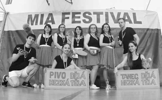 máma, kde dali jasně najevo, že žena nepatří jen za plotnu. I přes obrovskou trému podali úžasný výkon a stali se miláčky publika.