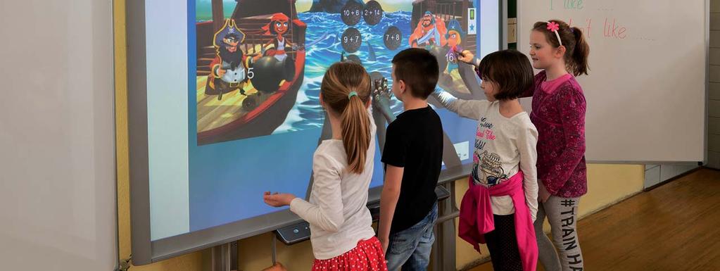 INTERAKTIVNÍ VÝUKA INTERAKTIVNÍ TABULE Interaktivní tabule SMART Board