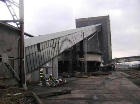 3.1 Měření fyzické náročnosti Pro příklad rozdílu v náročnosti vytvoření hadicového vedení C52, a B75 byl zajištěn průchozí prostor podél dopravníkového pásu na Dole Paskov, kde byly později měřeny i
