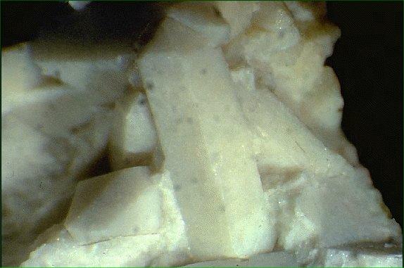 1.2 Neplastické vrstevnaté suroviny Struktura jílových minerálů x neplastický charakter