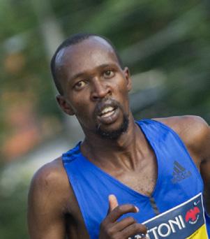 ELITNÍ ATLETI - MUŽI ELITNÍ ATLETI - MUŽI GEOFFREY JOSPHAT KIMUTAI YEGON TANUI JUSTUS KIPKOGEI KANGOGO Loni Člen doběhl RunCzech na Sportisimo Racing Týmu.