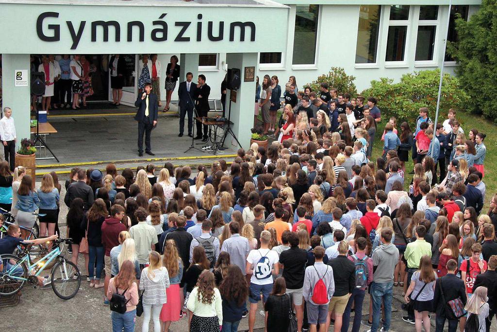 ZÁKLADNÍ ÚDAJE O ŠKOLE Název: Gymnázium, Strakonice, Máchova 174 Identifikátor zařízení: 600008789 IČO: 60650443 Adresa: 386 48 Strakonice, Máchova 174 Tel.