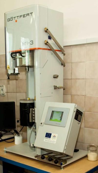 Indexu toku taveniny teplotný rozsah do 320 C závažia od 1,2 do 21,6 kg tryska s priemerom