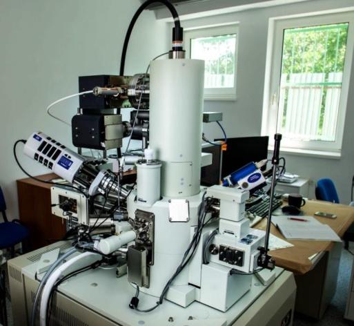 Elektrónový skenovací mikroskop JEOL 7500F COLD FEG