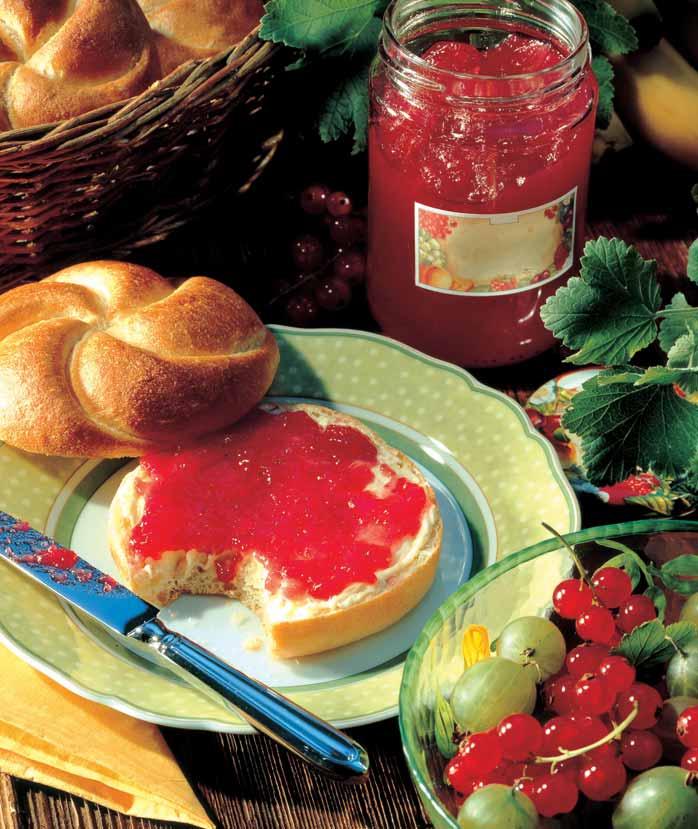Jahodovo ríbezºov dïem (na 4 poháre po 350 ml) 750 g jahôd 250 g ãerven ch