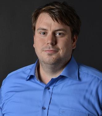Snížíme počet tabulkových míst městské správy o 25% 4. Budeme vyžadovat osobní odpovědnost vedoucích odborů 5.