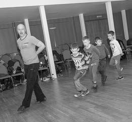 Tato akce, při níž zkušení folklórní bardové Jan Maděrič, Jakub Tomala, Erik Feldvabel, Martin Baláž, Josef Bazala a Aleš Rada, učili začínající a méně zkušené chlapce cifrovat.