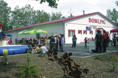 cz odloučené pracoviště Zruč-Senec Masarykova ZŠ, Školní 197, 330 08 Zruč-Senec vedoucí pracoviště: Mgr. Jiří Bulín mobil: 739 215 125 e-mail: zruc@ddmkamarad.