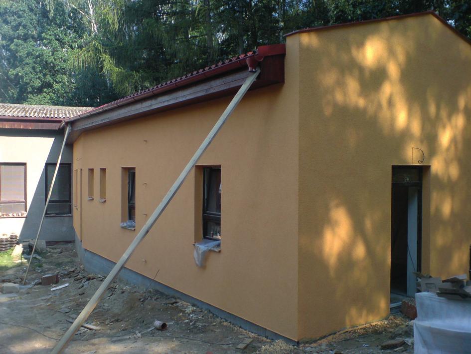 Pracoviště Horní Bříza - vybavení materiálového zázemí pro jednotlivé činnosti výhodou je samostatná kancelář, sálek a tři klubovny pouze pro činnost DDM - stále trvá řešení