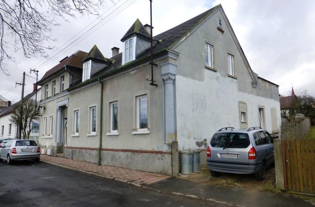 ZNALECKÝ POSUDEK O OBVYKLÉ CENĚ č. 166-30/2017 Ocenění nemovitých věcí: St. parcela č. 542 o výměře 199 m2, zastavěná plocha a nádvoří, Součástí je stavba: Hranice, č.p. 500, rod.