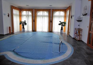 Alena Kohoutová 604 269 784 Unikátní prvorepubliková vila Plzeň - jih, obec Štěnovice 6.900.