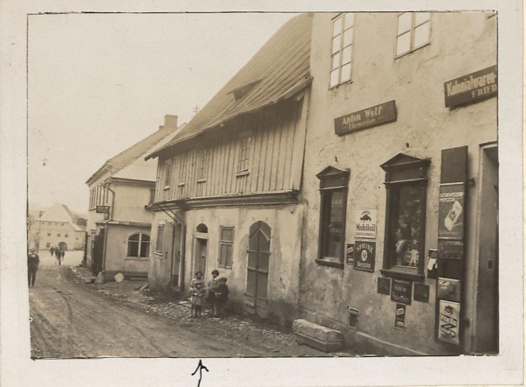 Alois Heinz č. 20 Franz Wolf č. 204 Franz Leipold č. 15 Josef Mattusch č. 297 Franz Stöhr č. 214 Anton Heinz č. 307 Florian Ullmann č. 34 Franz Ungar č. 212 Kamill Lucka č. 266 Franz Rispler č. 38.