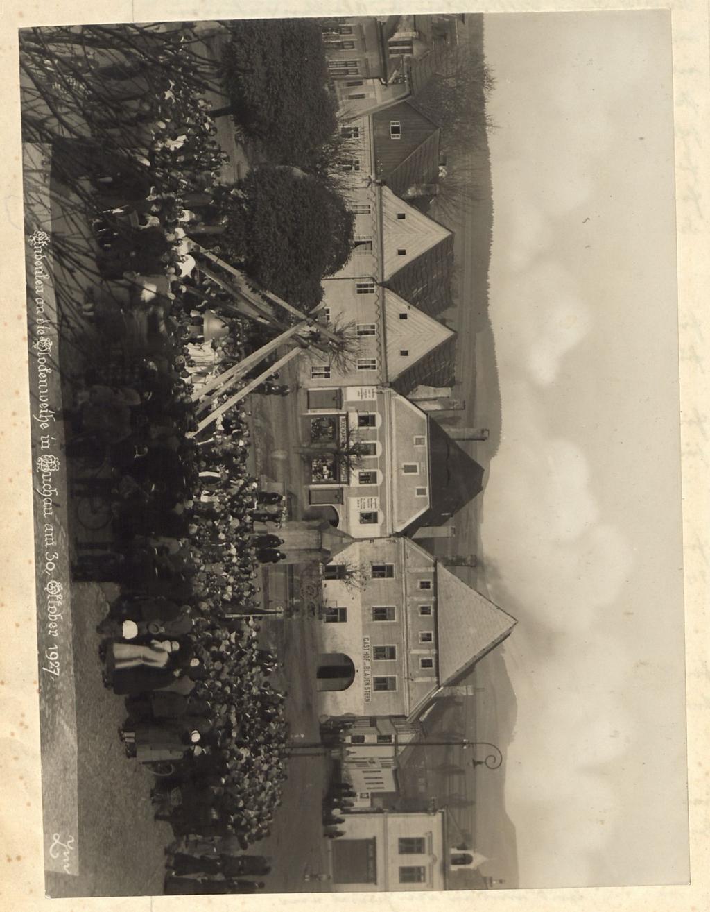 079b 1927 Vivos voco (volám žijící) Fulgura frango(rozbíjím blesky) Mortuos