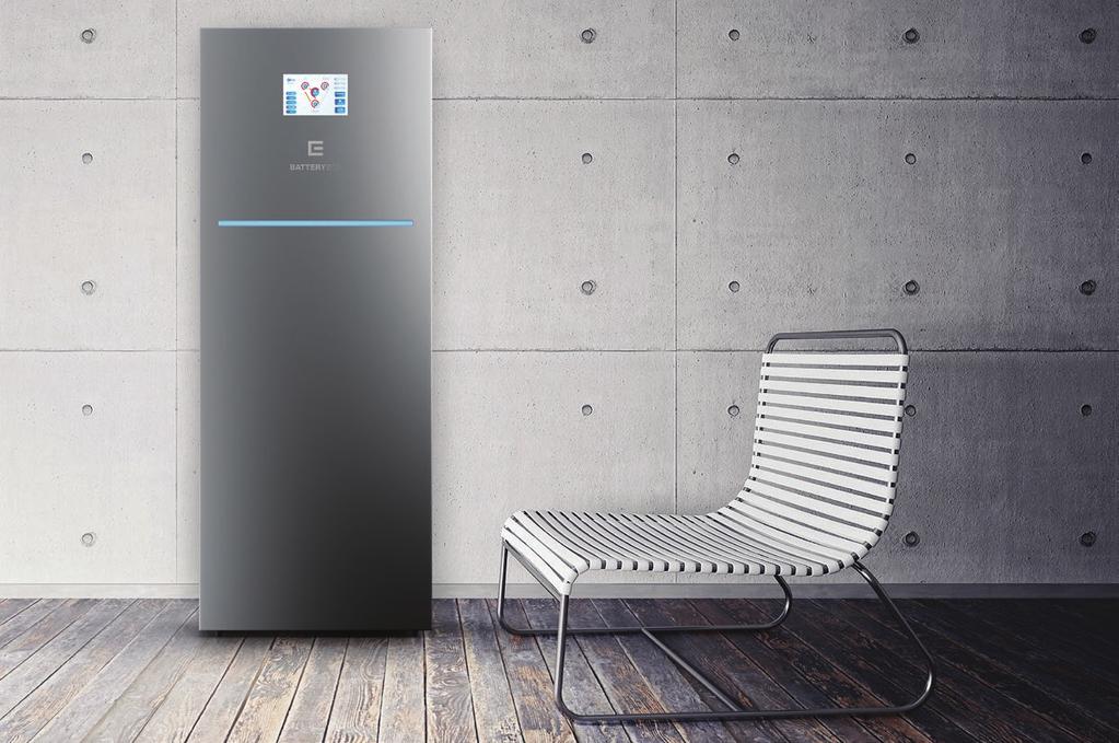 Třífázový hybridní systém ČEZ BATTERY BOX Systém umožňuje úplnou nebo částečnou nezávislost na distribuční síti elektrické energie a je kombinací ostrovního systému OFF-GRID s klasickou