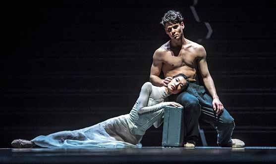 BALET > UVÁDÍME Chvění Co je bez chvění, není pevné Námět, choreografie a režie: Petr Zuska Hudba: Henryk Górecki, Jiří Pavlica Scéna: Jan Dušek Kostýmy: Kateřina Štefková Světelný design: Kees