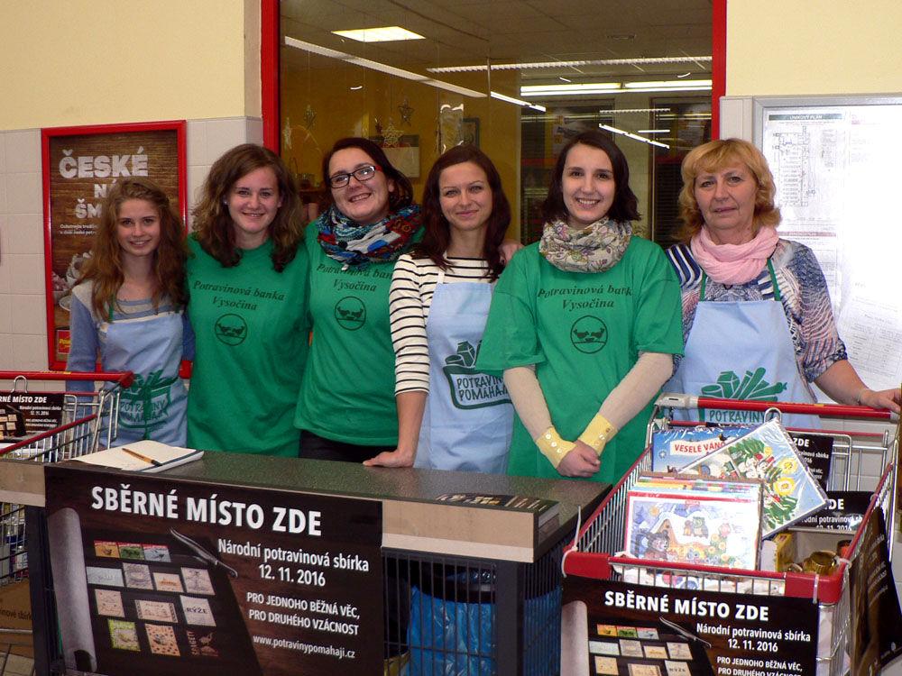 Příprava dětí na vyučování I nadále jsme pokračovali v mini projektu Starší kamarád, který byl zahájen v roce 2015.