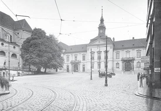 Adolf-Hitler-Platz náměstí Adolfa Hitlera),
