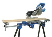 090 x 810 mm Hmotnost 9,3 kg Motor 370 W Otáčky vřetena 500-3.100/min. Max. točný Ø 260 mm Max.