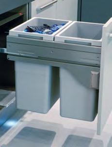 VESTAVNÉ ODPADKOVÉ KOŠE Pro skříňky šířky 450 mm - typ Slide - dveře s čelním výsuvem Euro-Cargo - Hailo CE