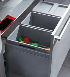 3/79 Triple XL 3631-80 Objem nádob: 2 x 30 l, 1 x 19 l, 1 x víko pro 30 l
