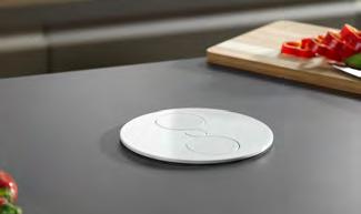 elektrická zásuvka 2 x 230 V - vysunutí otočením o 90