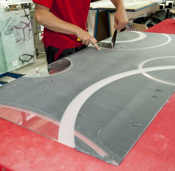200 x 200 mm do 1700 x 3000 mm Tloušťka skla 4 19 mm Skla lze dekorovat