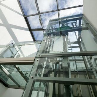Zakoupili jsme zcela nové brusky a unikátní HOAF pro vrstvení skel a provedení