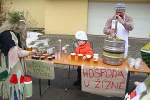Pokud jste na druhé straně, a jste svými blízkými žádáni o drbání, máte pro ně naprosto perfektní dárek, za který Vám budou Vaši blízcí neskonale vděčni. Je to velmi příjemná relaxace.