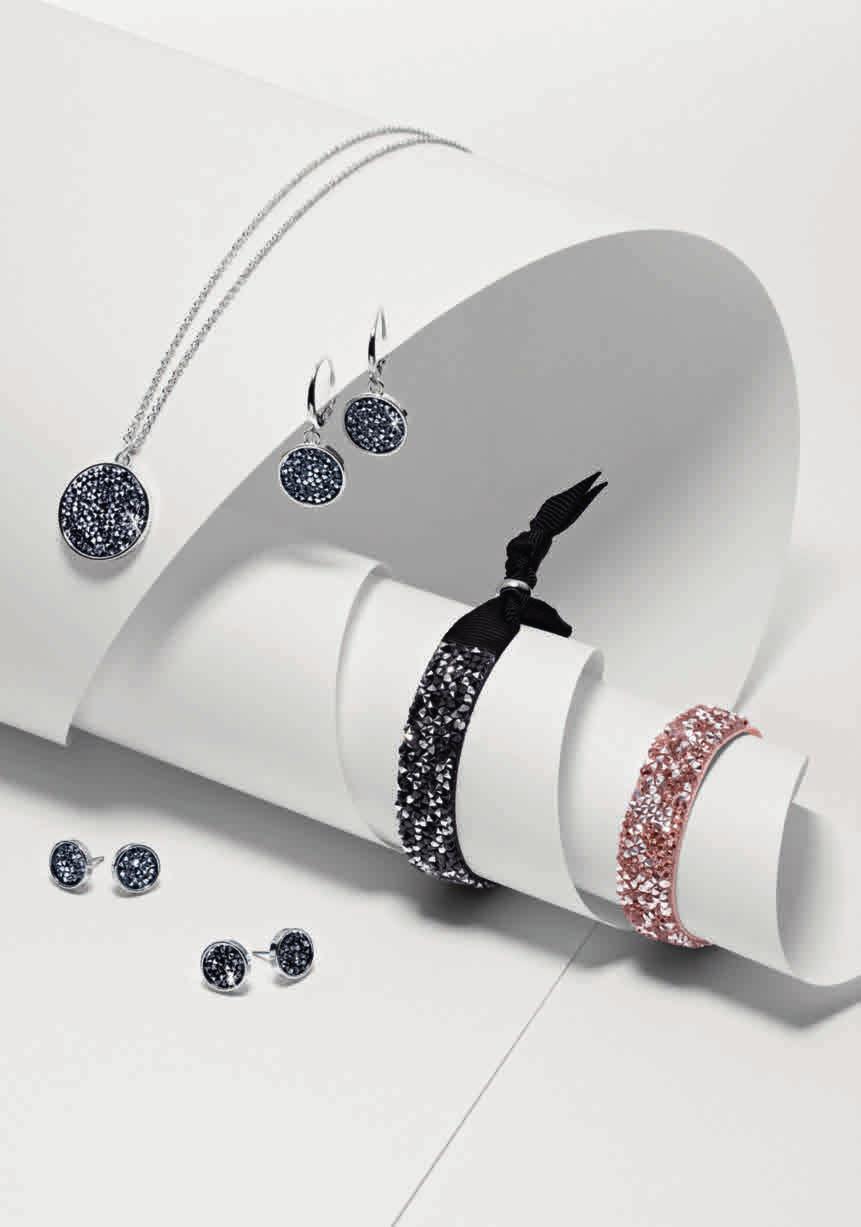 TRENDY ŠPERKY 2 Náhrdelník s kamínky Swarovski 3 Náušnice s kamínky