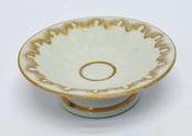 333) Jelen, Pirkenhammer. Porcelán bíle glazovaný, v.