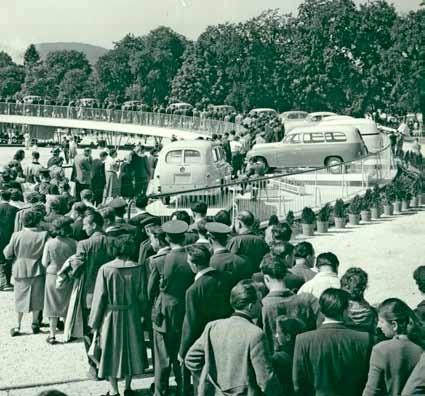 Aktuality 1957 1957 který již nestál za plotem výstaviště, vznikla nová restaurace s kavárnou. Za této konstelace pisáreckého areálu došlo v sobotu 9.