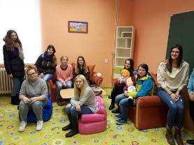 armády. V rámci kurzu byla provedena exkurze s výkladem a ukázkami na Horské službě v Peci pod Sněžkou. 17. Exkurze BEO1 výslechová místnost pro dětské svědky a oběti trestných činů Dne 7.
