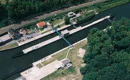 Prahy, etapa 0002 Malá Strana a Kampa Investor: Magistrát hl. m. Prahy Projektant: Hydroprojekt CZ, a. s. Dodavatel: Subterra, a. s. Protipovodňová ochrana Prahy je strategickým projektem chránícím nevyčíslitelné hodnoty.