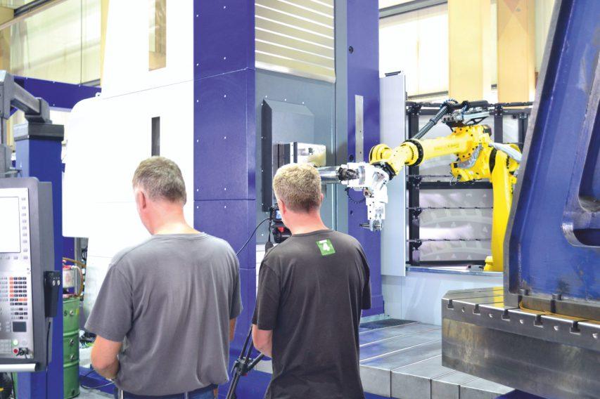 Během veletrhu byl vystavovaný stroj prodán zákazníkovi D&S Machine ve Wisconsinu (USA) a otevřeny byly desítky nových případů, na nichž v současné době pracujeme a připravujeme nabídky strojů pro