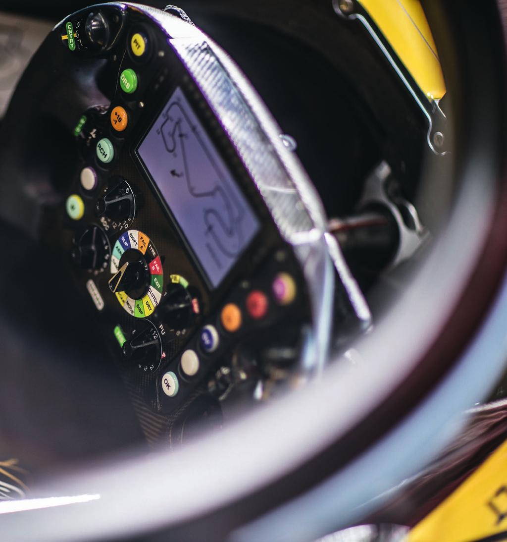 Dámské triko Nico Hülkenberg Žerzej 170 g/m 2 Kulatý výstřih Jméno a číslo pilota na zadním díle-sítotisk Žluté 77 11 786 151 (XS) 77 11 786 152 (S) 77 11 786 153 (M) 77 11 786 154 (L) 77 11 786 155