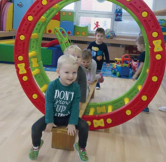 ŠKOLY Třídy pro dvouleté děti hlásí: Máme plno! Dvouleté děti v obecních školkách?