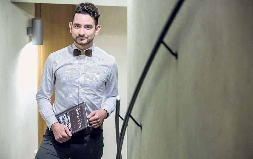 ROZHOVOR Rozhovor s kronikářem našeho městského obvodu o nové historické knize Člověk si uvědomí, jak šťastně dnes žijeme Městský obvod Ostrava- -Jih má první knihu věnovanou historii městského