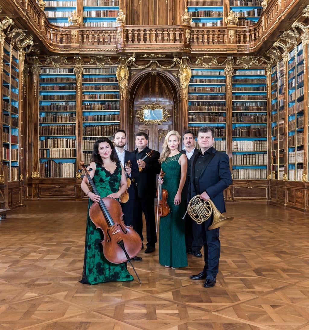 MOZARTOVSKÉ OKOUZLENÍ RADKA BABORÁKA Supraphon vydal hned na začátku října dvojalbum, na které Radek Baborák s Baborák Ensemble a s hráčem na lesní roh Radovanem Vlatkovićem, hobojistkou Clarou
