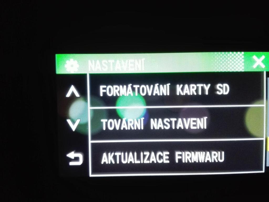 Formátování karty SD Před prvním