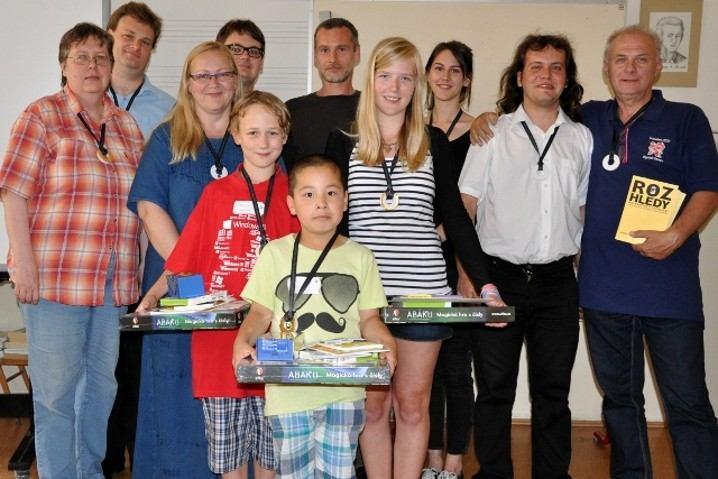 ABAKULIGA 2. ročník V letošním školním roce jsme se opět po velkém loňském úspěchu přihlásili s žáky naší ZŠ do celorepublikové hry s čísly - ABAKU.