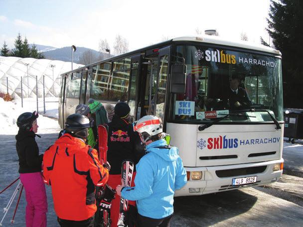 Na turistických linkách platí ceníky pravidelné linkové dopravy provozovatelů jednotlivých linek. Držitelé čipových karet mohou využít komerční skupinové slevy.