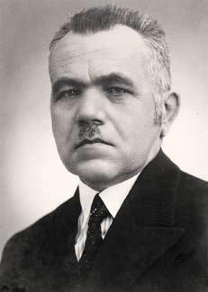 Německá okupace Těšínského Slezska Piotr Feliks (1883-1941), před válkou dlouholetý ředitel Polského reálného gymnázia v Orlové, v letech 1930-1939 předseda Matice školské (Macierz Szkolna),
