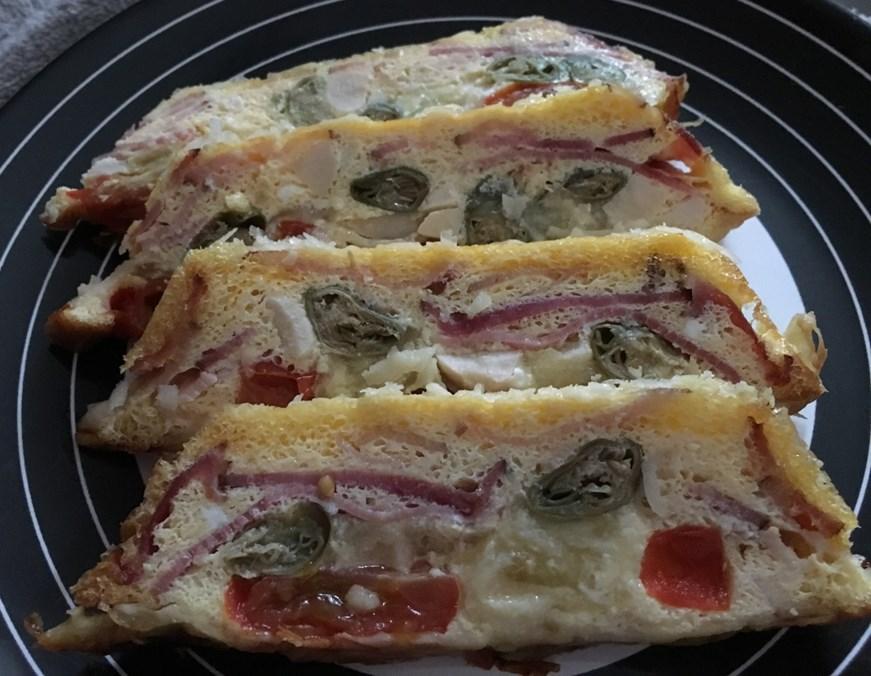 Recept je pro dvě osoby a budete potřebovat střední zapékací misku. Množství surovin si upravte podle velikosti misky a podle počtu osob.